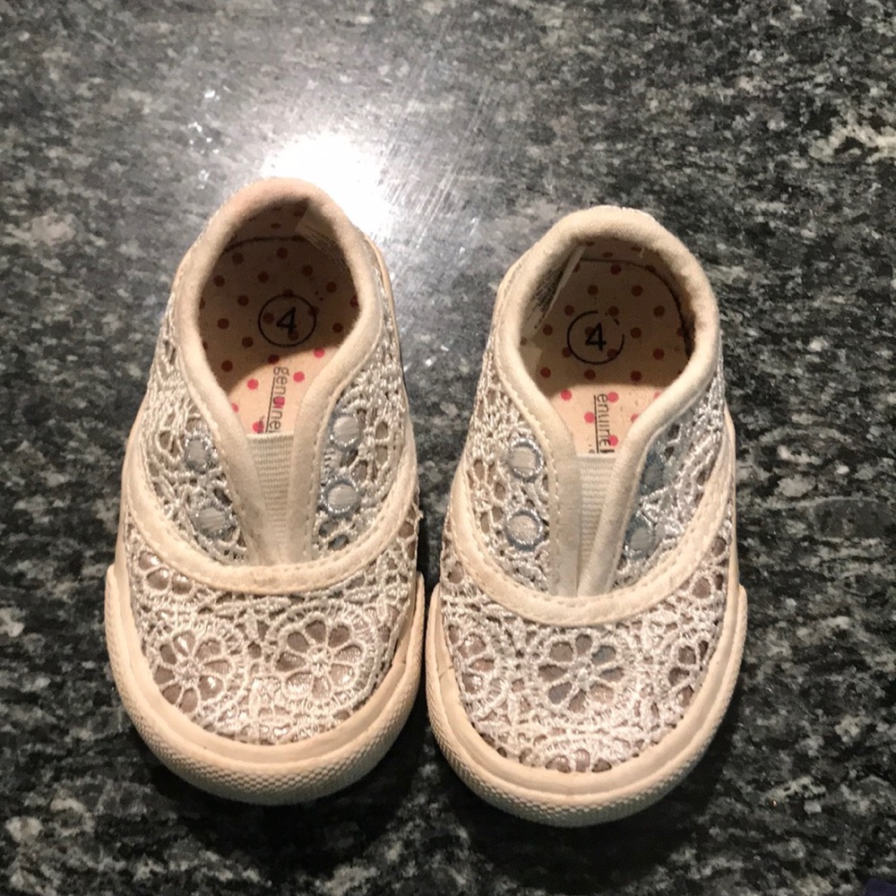 Kids shoes